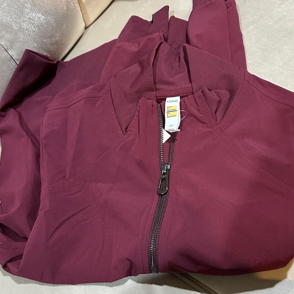 LOLE Zip-Up Maggie Jacket Windsor wine color